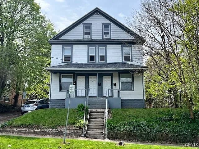 Building Photo - 321-25 N Midler Ave