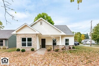 Building Photo - 307 Toledo St