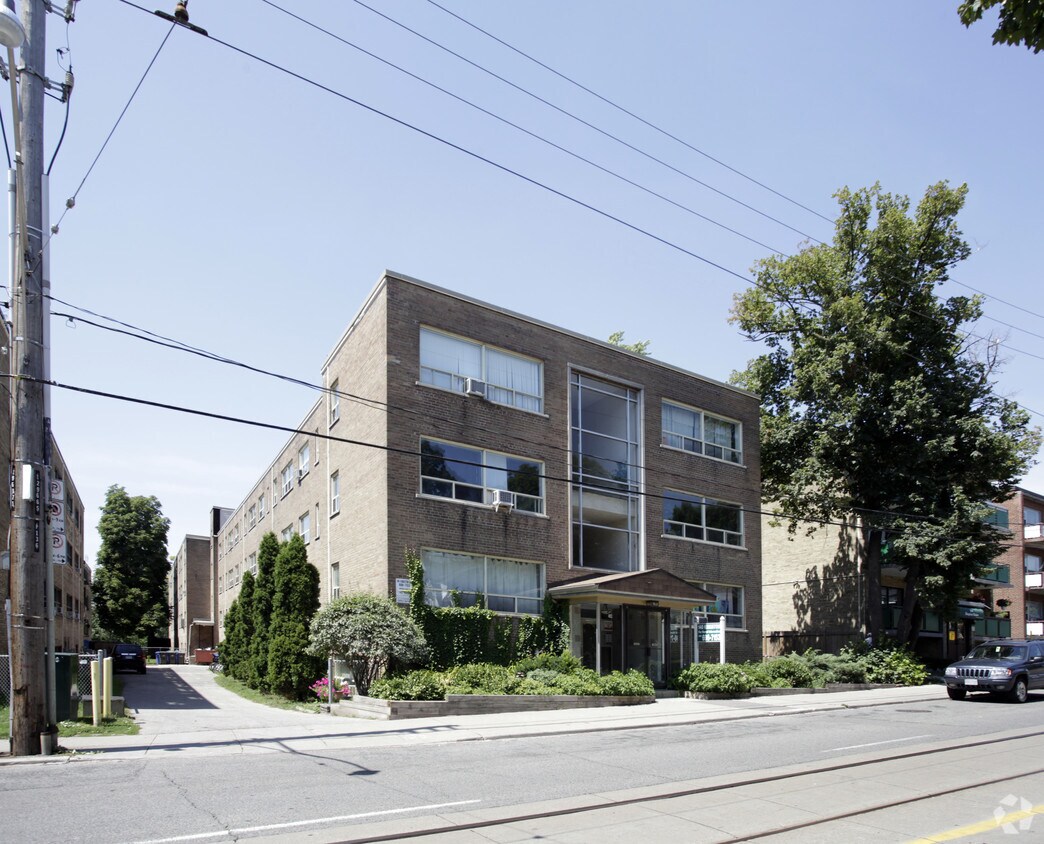 Upper Beach Apartments 140 Kingston Rd Toronto, ON