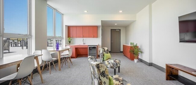 Foto del edificio - 3531 Washington St