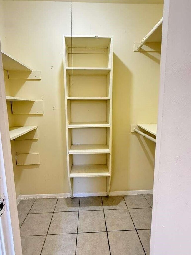 Foto del edificio - 7318 Boone Rd