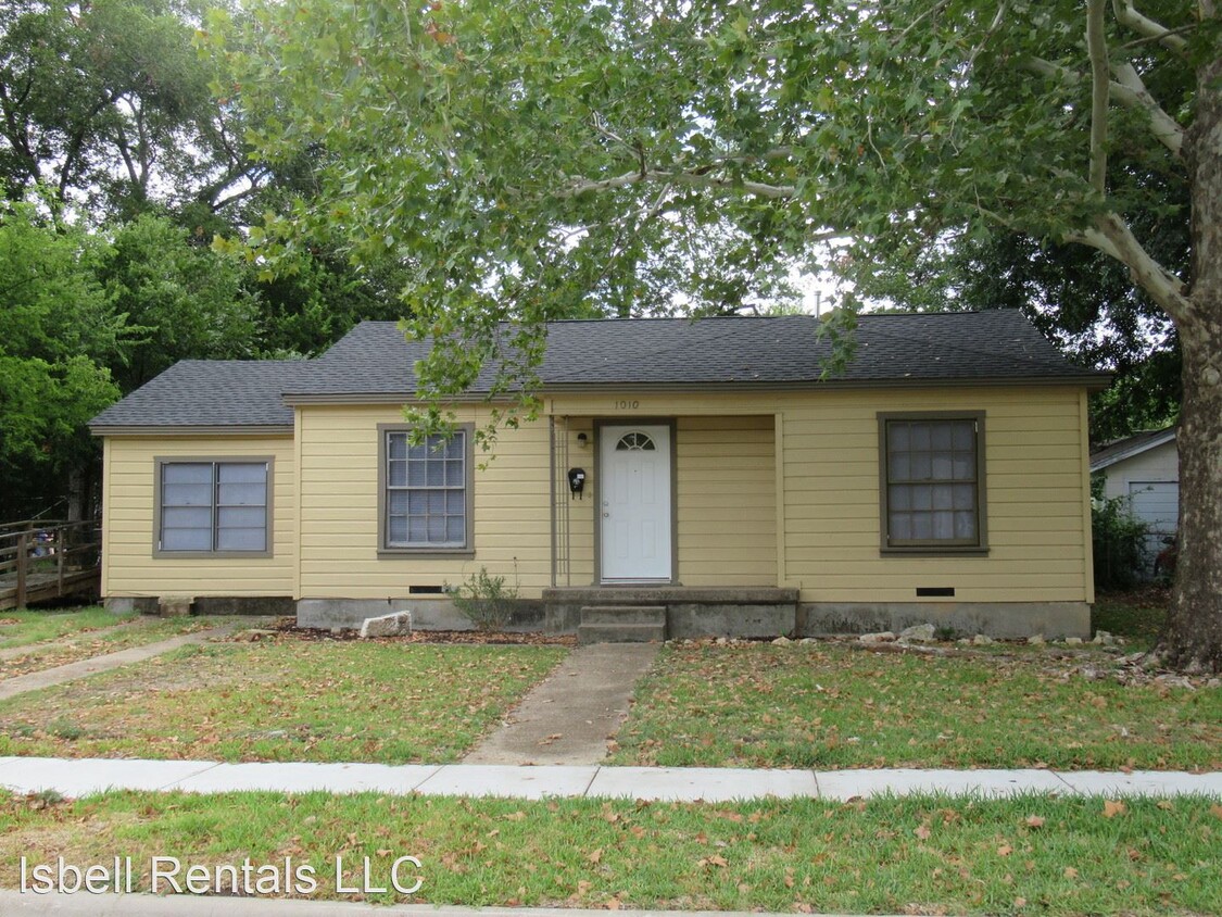 Primary Photo - 3 br, 2 bath House - 1010 Alexander St