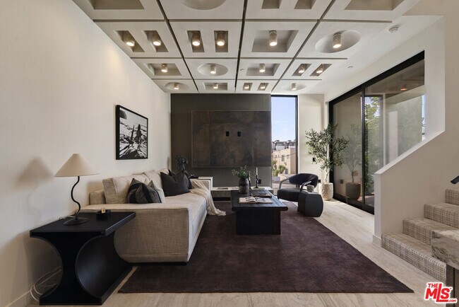 Foto del edificio - 1021 N Ogden Dr