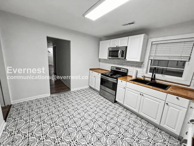 Foto del edificio - 908 37th St N