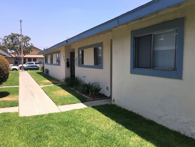 Photo - Rose Ave. 19XX Apartment