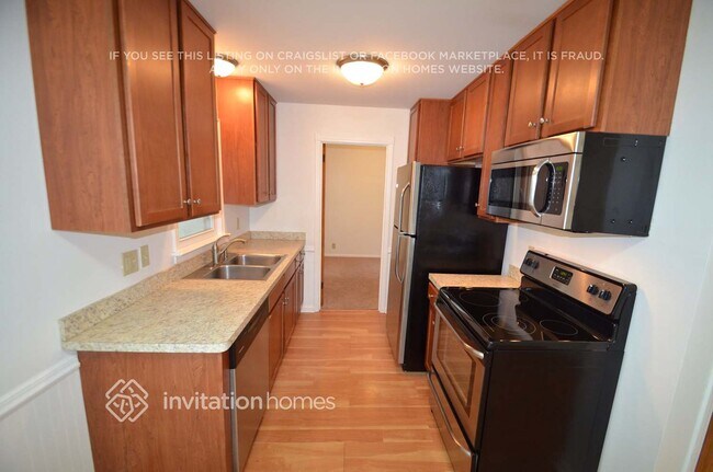 Foto del edificio - 8412 Grange Blvd