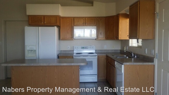 Building Photo - 3 br, 2 bath Apartment - 16429 Monaco B