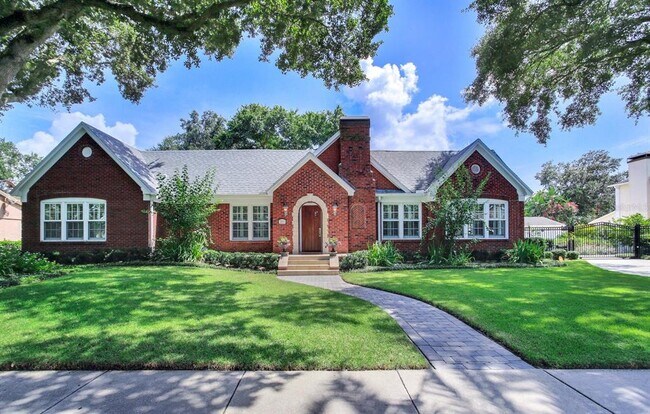 Building Photo - 2820 W Fountain Blvd