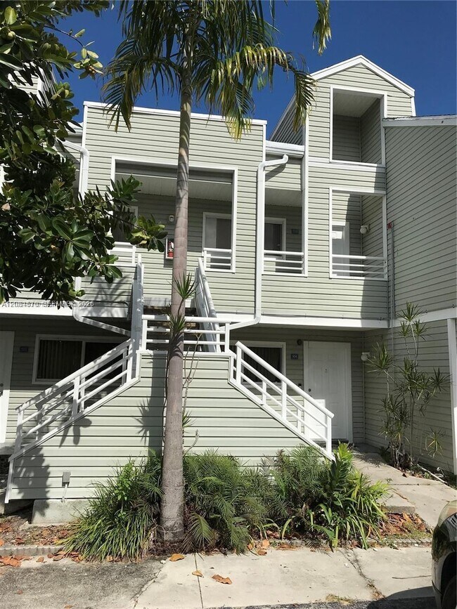 Foto del edificio - 3437 NW 44th St