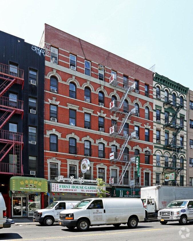 83-81 Chrystie Street - 83-81 Chrystie St
