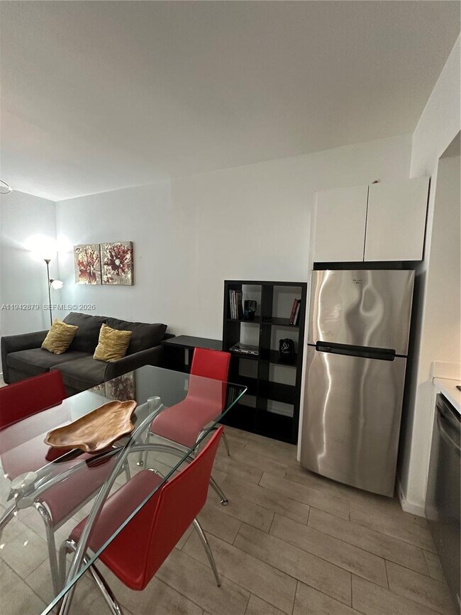 Foto del edificio - 1611 Meridian Ave