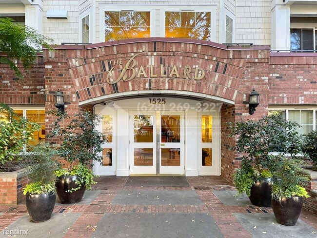 Building Photo - Studio, 1 bath Condo - 1525 Northwest 57th...