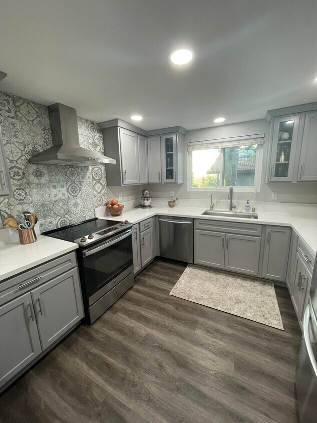 31948 Del Cielo Este, Bonsall, CA 92003 Townhome Rentals in Bonsall