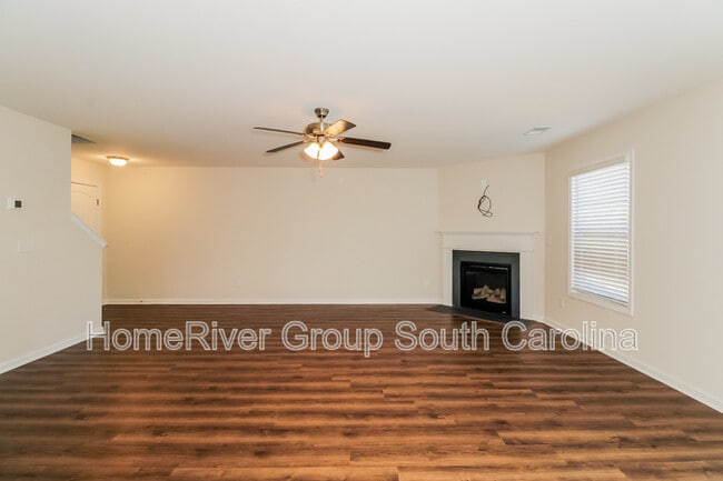 Building Photo - 355 Niblick Dr