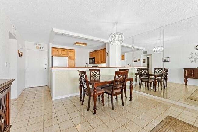 Foto del edificio - 3540 S Ocean Blvd