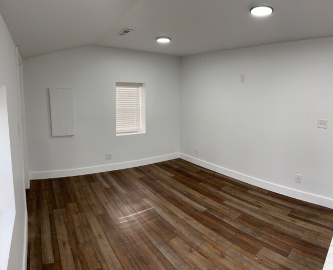 Foto del edificio - 907 Michigan Ave