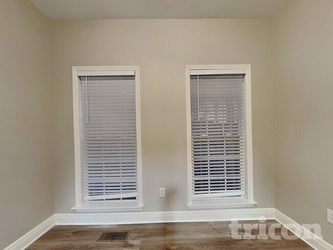 Foto del edificio - 461 Kimball Loop