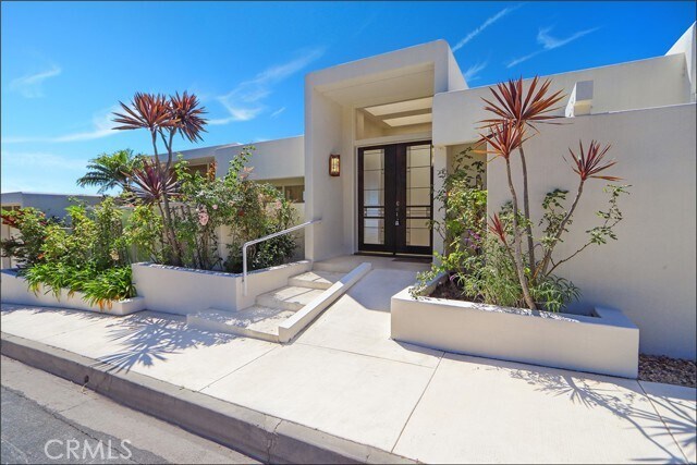 Building Photo - 1284 Coronado Dr