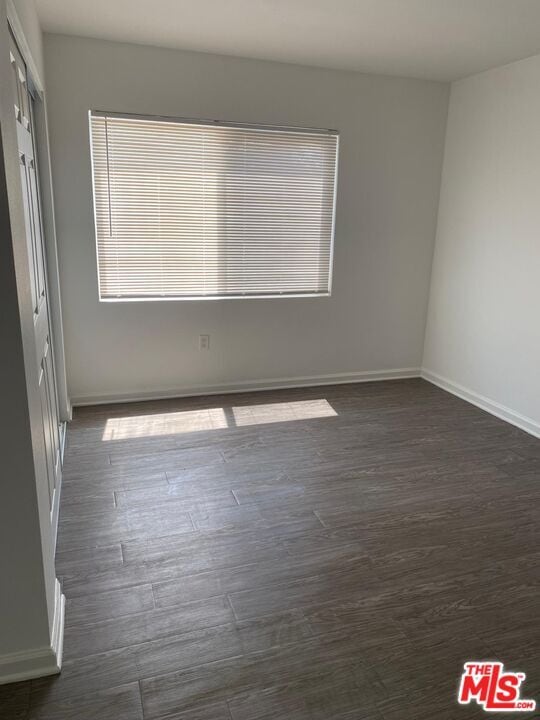 Building Photo - 2029 E 10th St