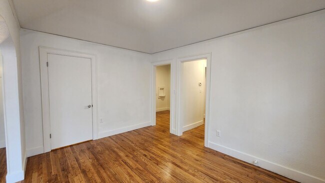 Foto del edificio - 2608 NW 12