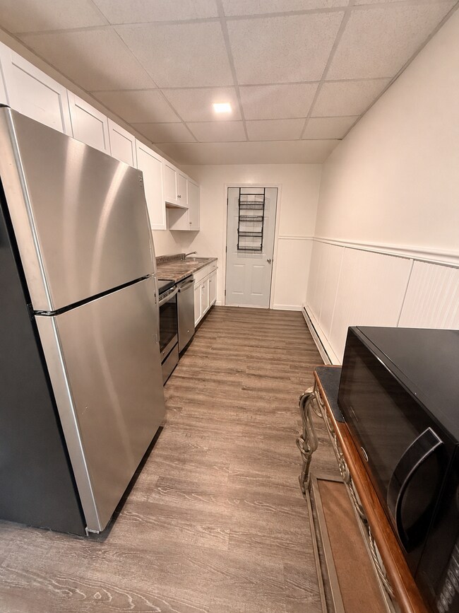 Foto del edificio - 542 N Carol Ln