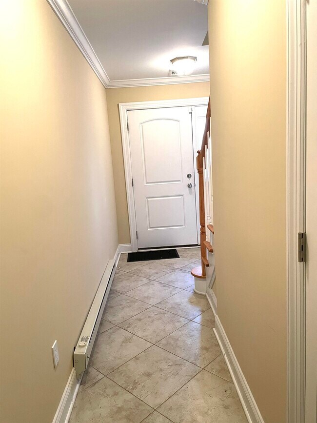 Foto del edificio - 734 County Ave