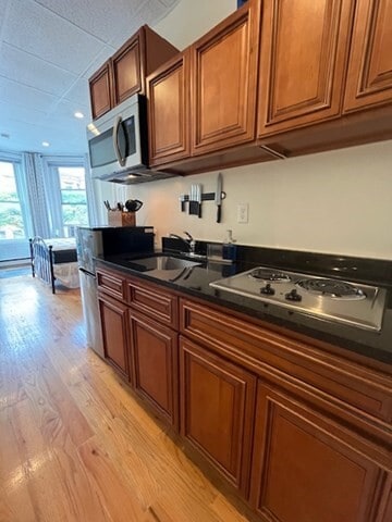 Building Photo - 360 Newbury St