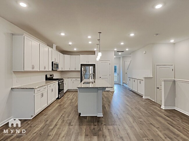 Foto del edificio - 1236 Commack Dr