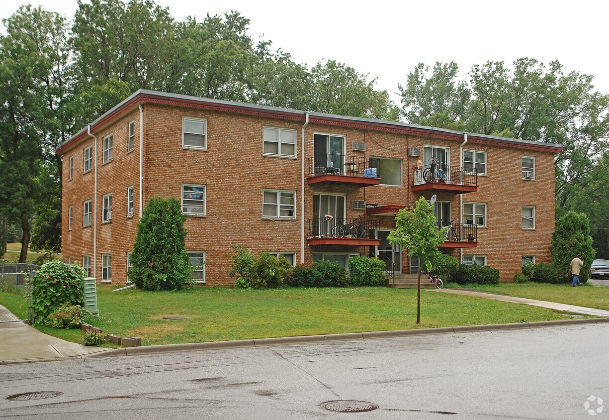 352 21st Ave S, South Saint Paul, MN 55075 Apartments in South Saint