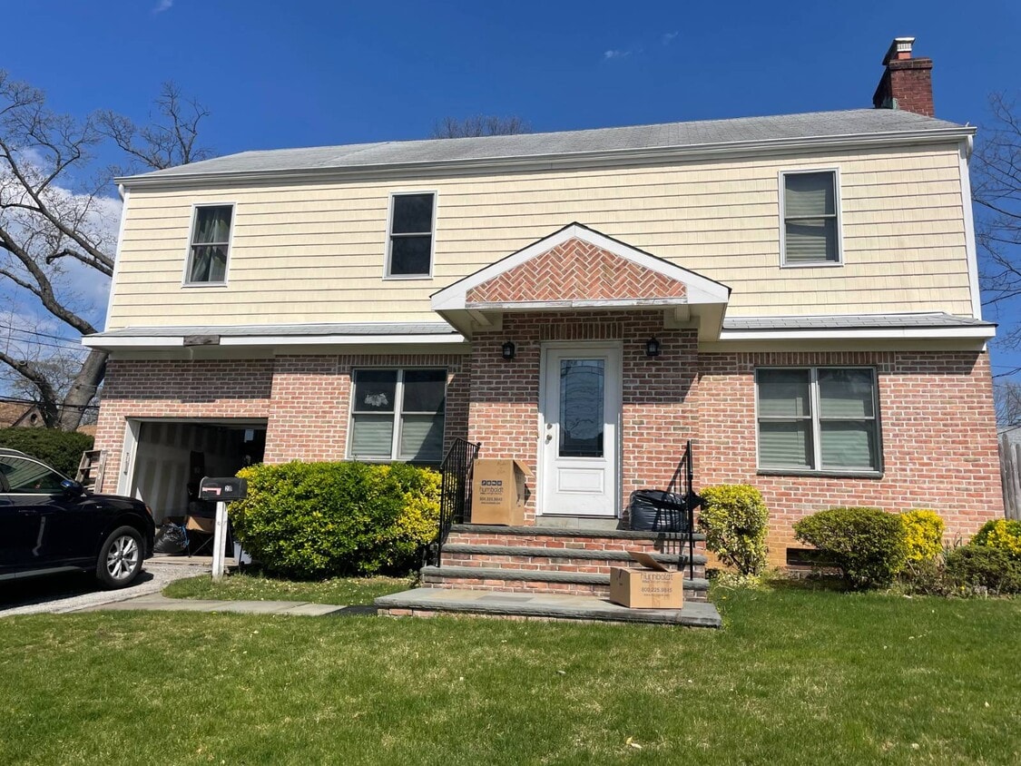 Foto principal - 28 Purdue Rd