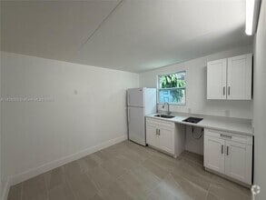 Building Photo - 6765 SW 34th St