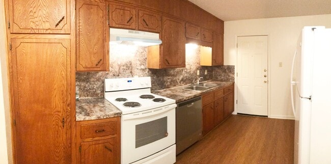 Building Photo - 1407 Janis Dr