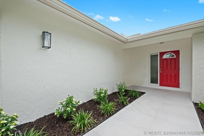 Building Photo - 561 SW 168th Terrace
