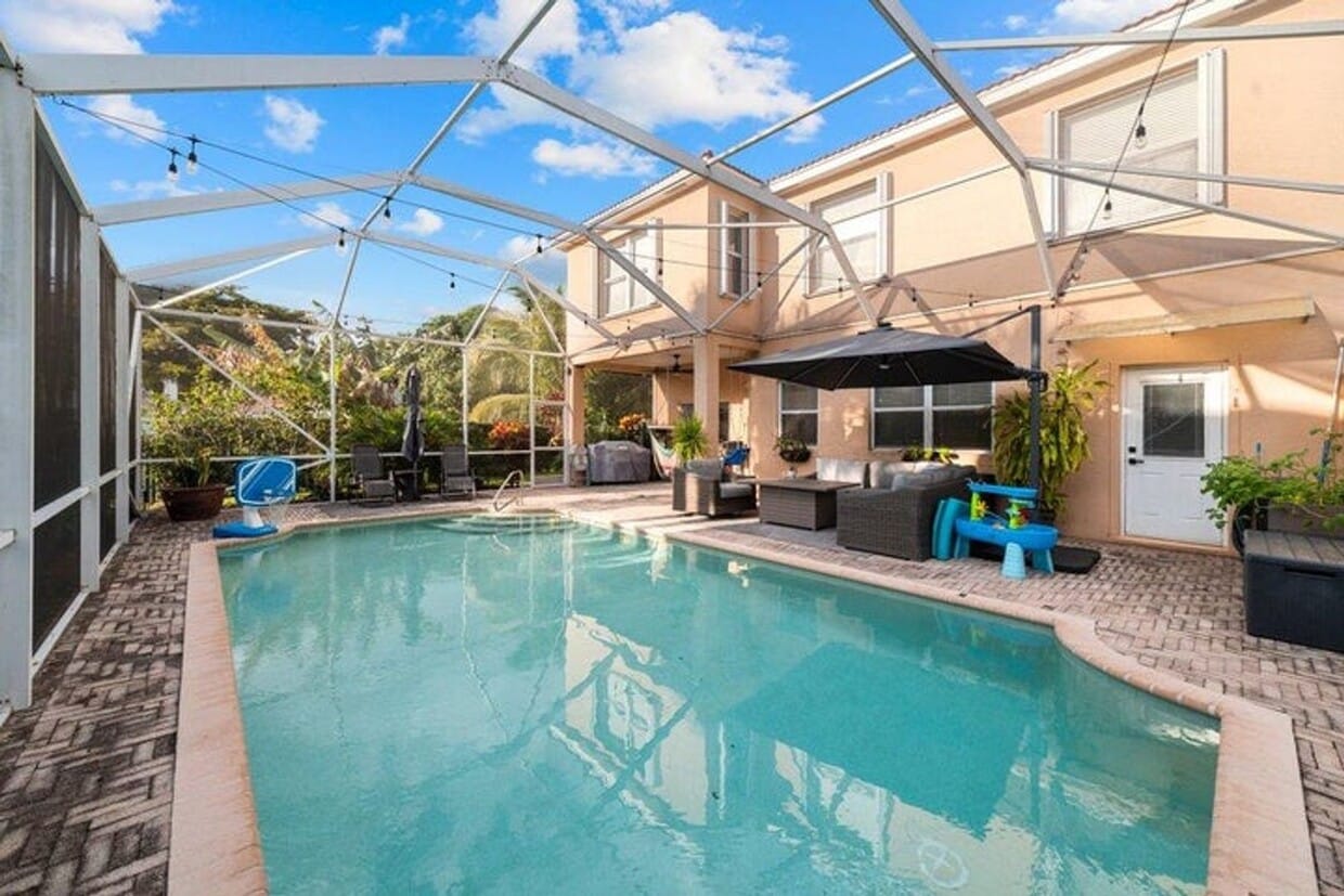 Primary Photo - 3048 El Camino Real, West Palm Beach, FL 3...