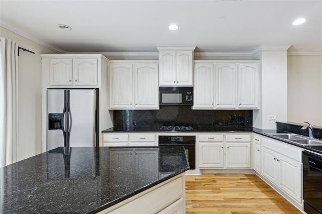 Foto del edificio - 3943 N Hall St