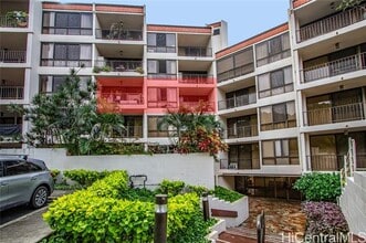 Building Photo - 3138 Waialae Ave