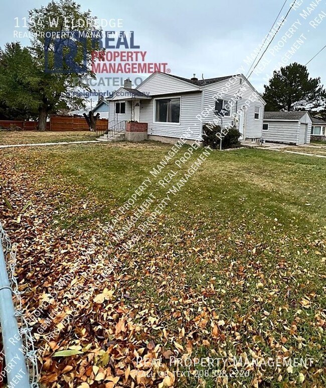 Building Photo - 1154 W Eldredge-
