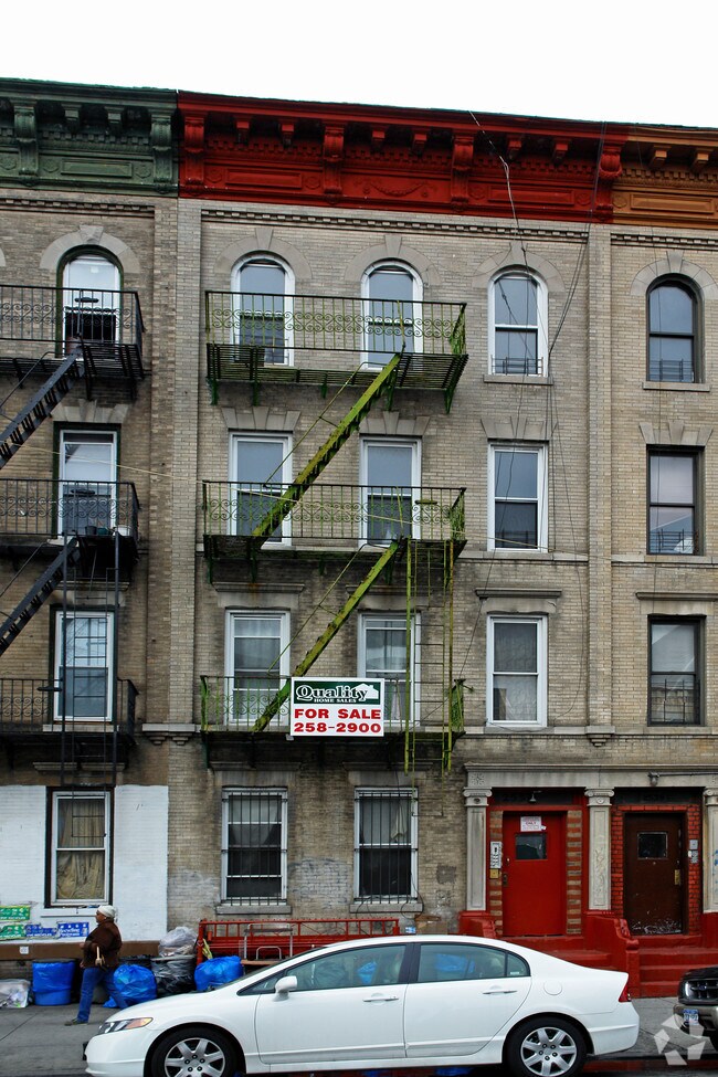 Building Photo - 2537 Church Ave