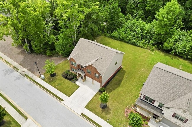 Building Photo - 3132 Hawthorn Farm Blvd
