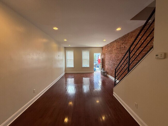 Building Photo - Single Family Home in Brewerytown
