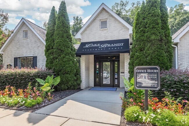 Building Photo - Lake Brandt Apartments