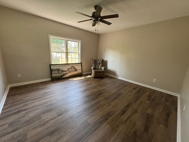 Photo - Nice Home in Sandusky Area (Hines Circle)