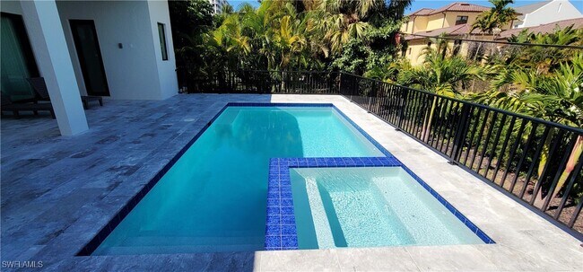 Foto del edificio - 511 91st Ave N