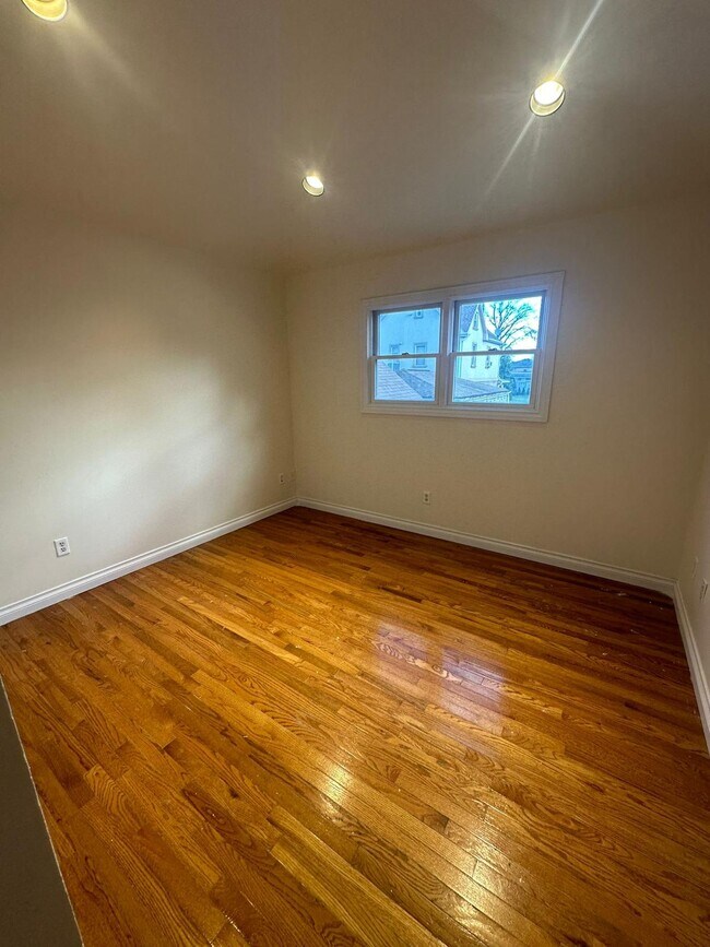 Building Photo - 28-23 210th Pl