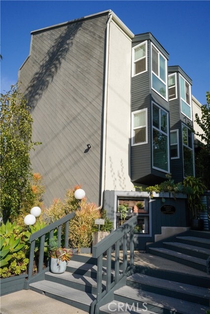 Foto del edificio - 320 12th St