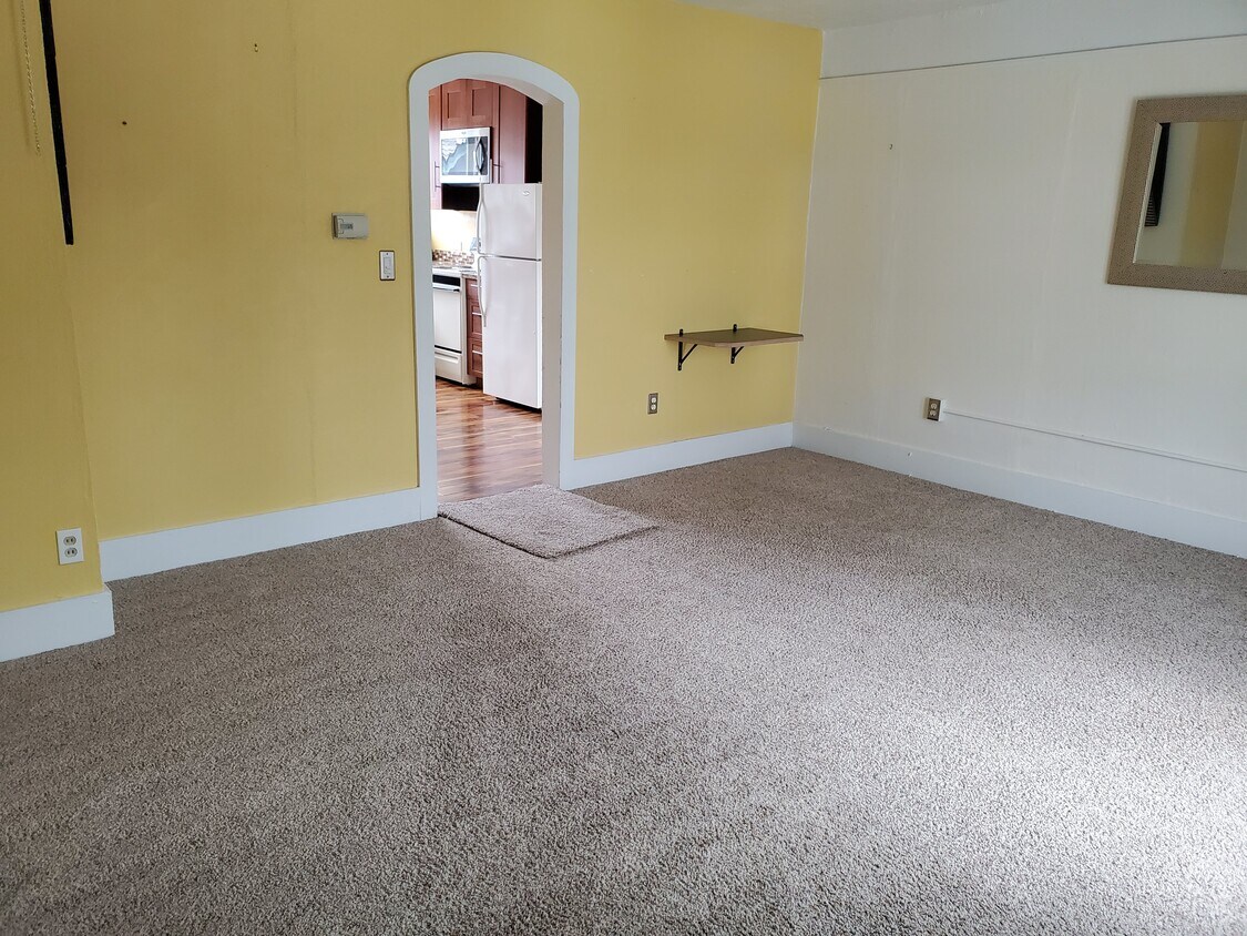 3924 SE Grant Ct Unit A, Portland, OR 97214 - Apartments in 