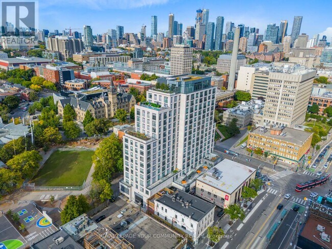 Building Photo - 484-484 Spadina Ave.
