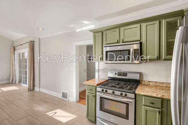 Foto del edificio - 1414 N Clarkson St