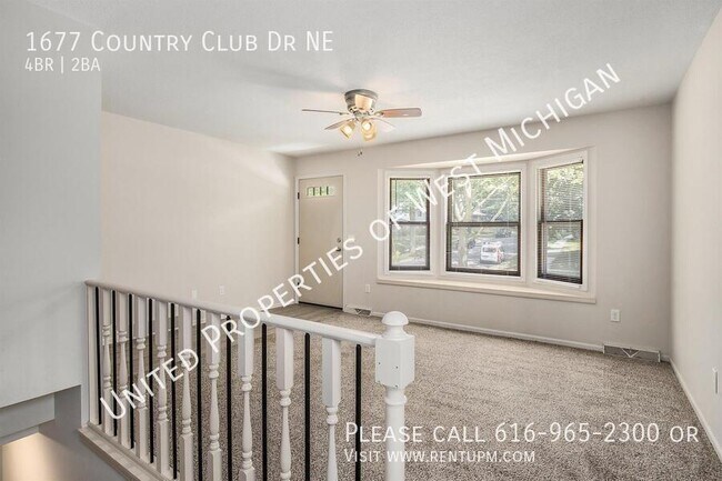 Foto del edificio - 1677 Country Club Dr NE