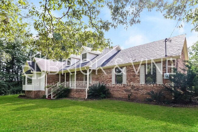 Foto del edificio - 6425 Woodberry Ln